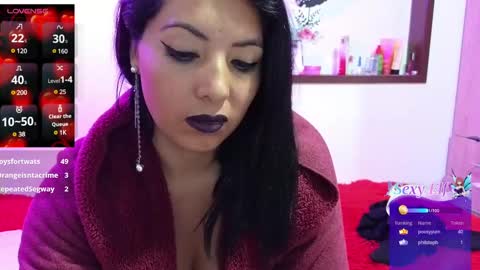 Snapshot of katia_collins chatting on March 9, 8:29 am Katia collins online show from March 9, 8:29 am