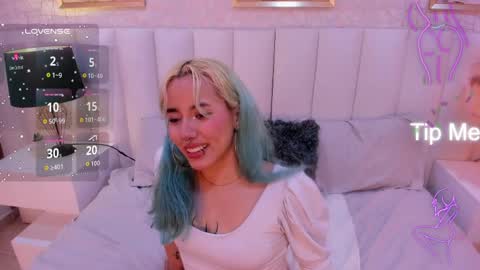 katia sofia cuper online show from April 7, 4:36 am