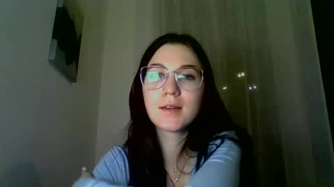 Snapshot of katie_foxi chatting on February 22, 6:19 pm katie_foxi online show from February 22, 6:19 pm
