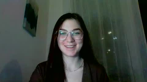 Snapshot of katie_foxi chatting on March 9, 9:14 pm katie_foxi online show from March 9, 9:14 pm