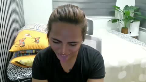 katiefrox  online show from January 23, 1:13 pm