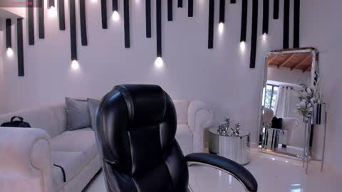 Kate Stonne online show from September 21, 5:39 pm