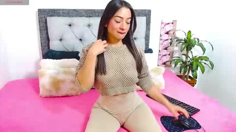 Follow Instagram katikloving online show from November 26, 10:01 am