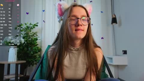 Scarlett online show from April 18, 8:05 am