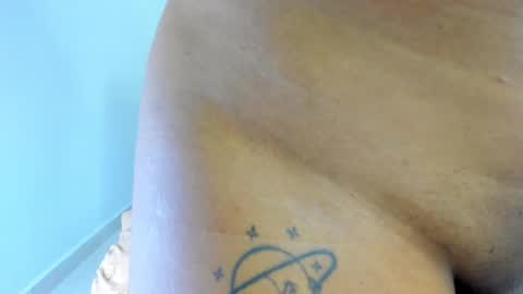 Follow me on instagram and twitter as correaktnees online show from February 24, 9:53 am