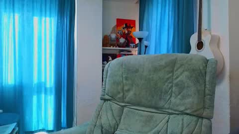 katniss_k online show from February 23, 12:18 pm