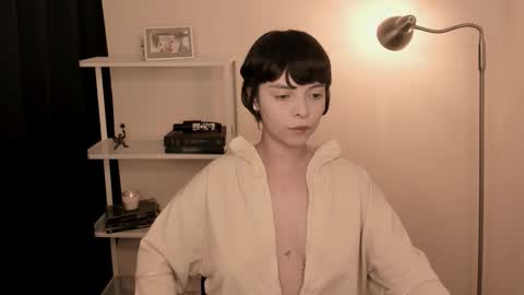 katsuro online show from October 18, 10:14 pm