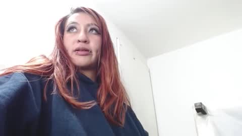 Snapshot of katsuyu_of_cristal chatting on December 11, 10:27 pm  JESSIKA  online show from December 11, 10:27 pm