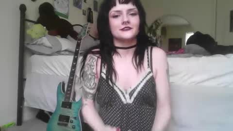 kattattacck online show from May 5, 6:13 pm
