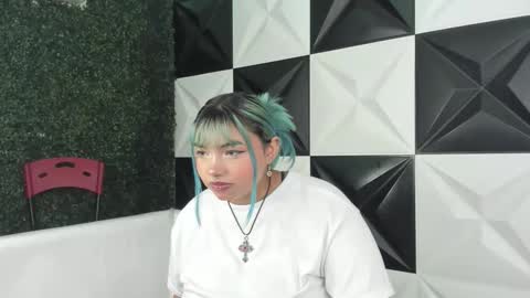 katteyes_ online show from March 28, 9:27 pm