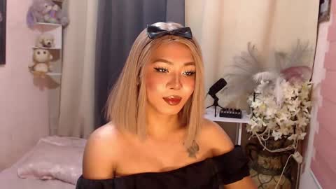 Saisy online show from November 18, 6:22 pm