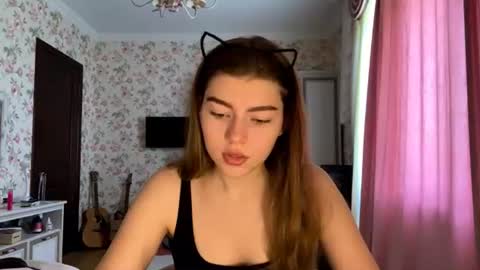 Molly online show from July 13, 7:23 am