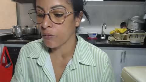 KattleyaGrey online show from September 19, 3:38 pm