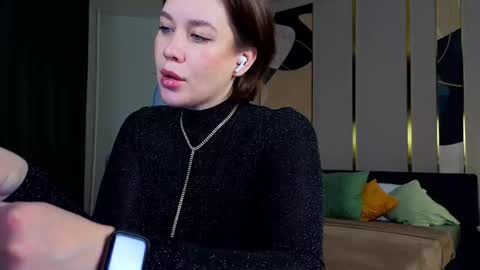 Snapshot of katttymoon_ chatting on October 23, 12:56 am Goddess Katy VACATION online show from October 23, 12:56 am
