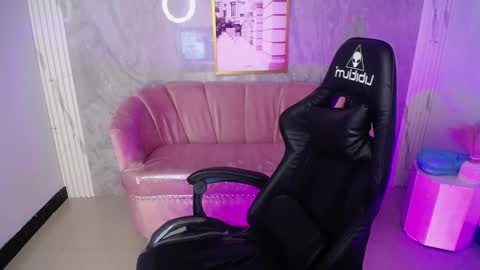 Katherin  Suarez online show from November 8, 3:42 am