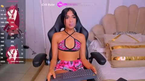 kattylilli online show from June 3, 12:02 am