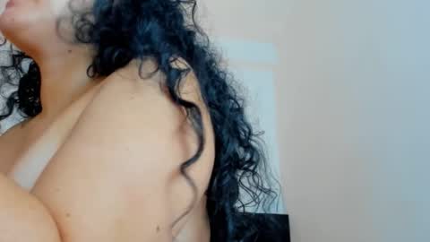 KATYAJHONSS online show from November 15, 1:07 am