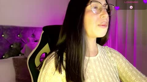 KATY online show from February 3, 1:35 am