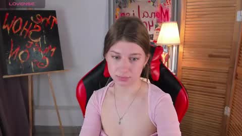 katymeaw online show from June 2, 2:02 am