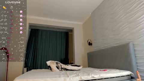 kawai_mai online show from October 29, 3:14 pm