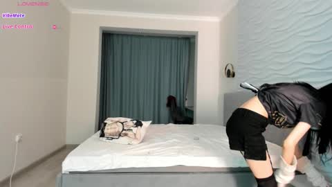 kawai_mai online show from January 14, 2:14 pm