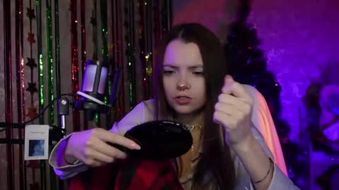  Nana  online show from December 23, 9:18 pm