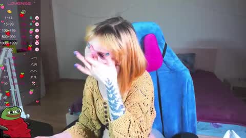 Kira-chan  online show from January 19, 11:12 am