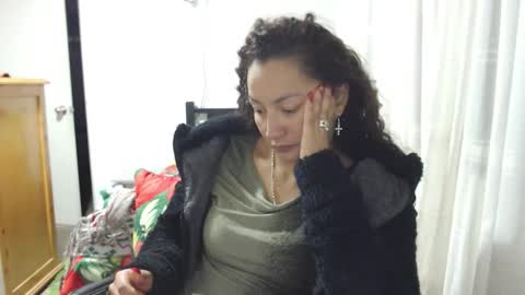  Khawit  online show from January 9, 3:45 am