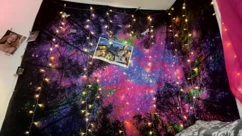 kay_la online show from October 7, 7:15 am