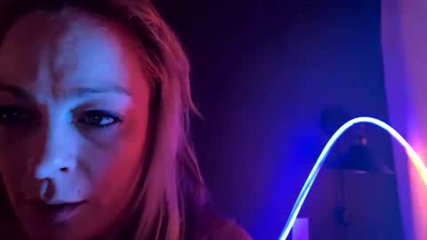 kay_la online show from September 23, 7:35 am