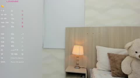   online show from October 29, 11:23 am