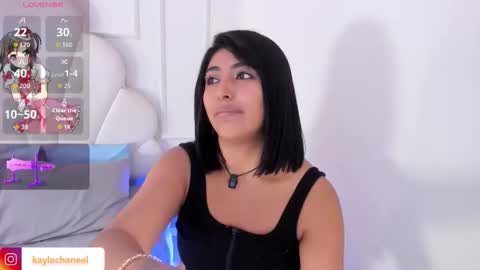 kaylachannell online show from February 11, 4:05 am