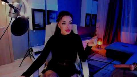 kaylee online show from December 4, 7:39 pm