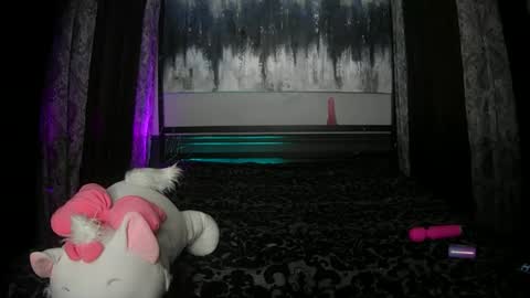 Snapshot of kayleecumsalot chatting on January 16, 8:43 am Kaylee 3 online show from January 16, 8:43 am