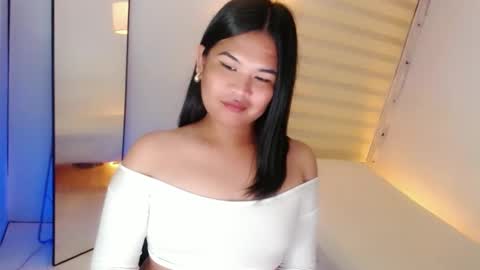 Snapshot of kayleepinay chatting on February 9, 4:46 am Y O U R        F U T U R E       K A Y L E E  online show from February 9, 4:46 am