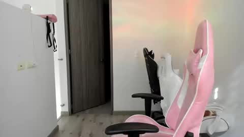 kaylie online show from September 11, 8:32 pm