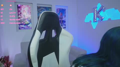 Kayra online show from October 14, 12:30 pm