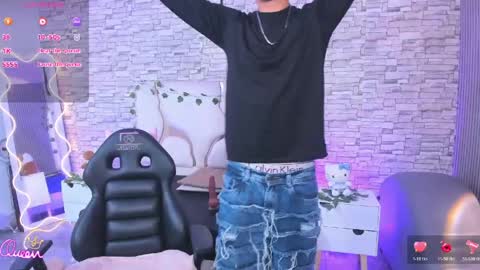  keahi  online show from April 21, 7:10 pm