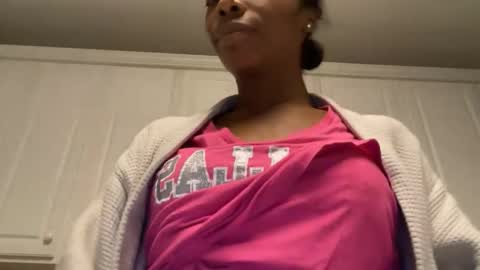 Keephimcum69me online show from January 16, 11:58 pm