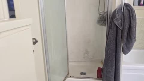 Dexter online show from January 12, 2:09 pm