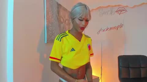 Keila  online show from June 28, 5:25 am