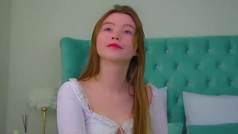 Keira online show from September 11, 6:31 pm