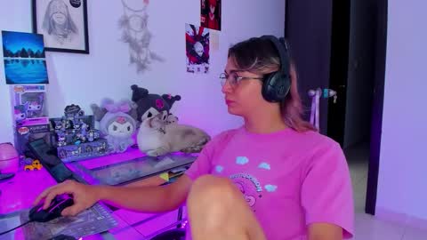 Keita moon online show from February 24, 6:44 pm