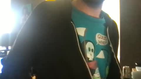 Snapshot of kelkun2828 chatting on December 3, 8:22 pm kelkun2828 online show from December 3, 8:22 pm