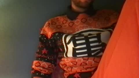 Snapshot of kelkun2828 chatting on December 30, 2:08 pm kelkun2828 online show from December 30, 2:08 pm