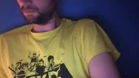 Snapshot of kelkun2828 chatting on January 8, 3:19 am kelkun2828 online show from January 8, 3:19 am