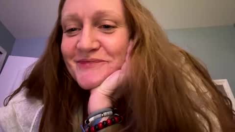 kellilyn10 online show from April 21, 2:51 am