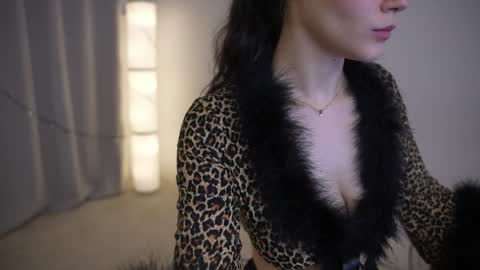  KELLY  online show from December 30, 1:14 pm