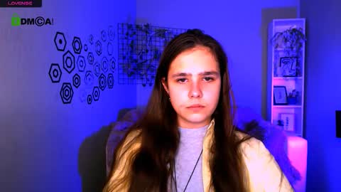 kelly_may1 online show from November 11, 12:29 pm