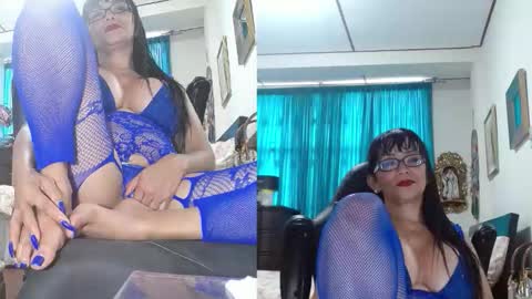 KELLY online show from October 9, 6:02 pm